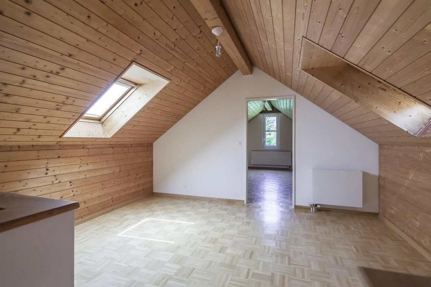 AFFITTO SENZA CAUZIONE - Appartamento familiare con balcone soleggiato - Foto 8 di 9