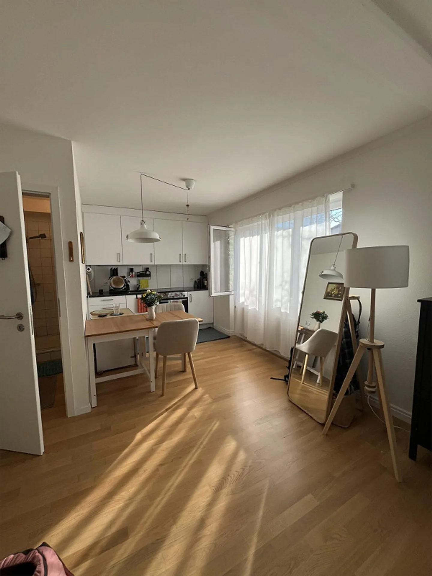 Trendige 1.0 Zimmerwohnung in Basel - Photo 1 of 5