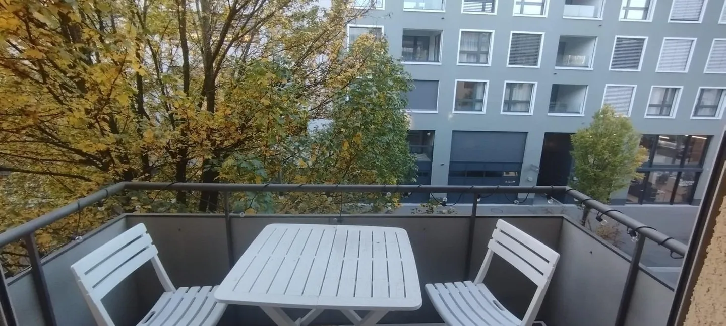 Incantevole appartamento di 2,5 stanze disponibile dal 1° aprile - Centro di Zug - Foto 6 di 7