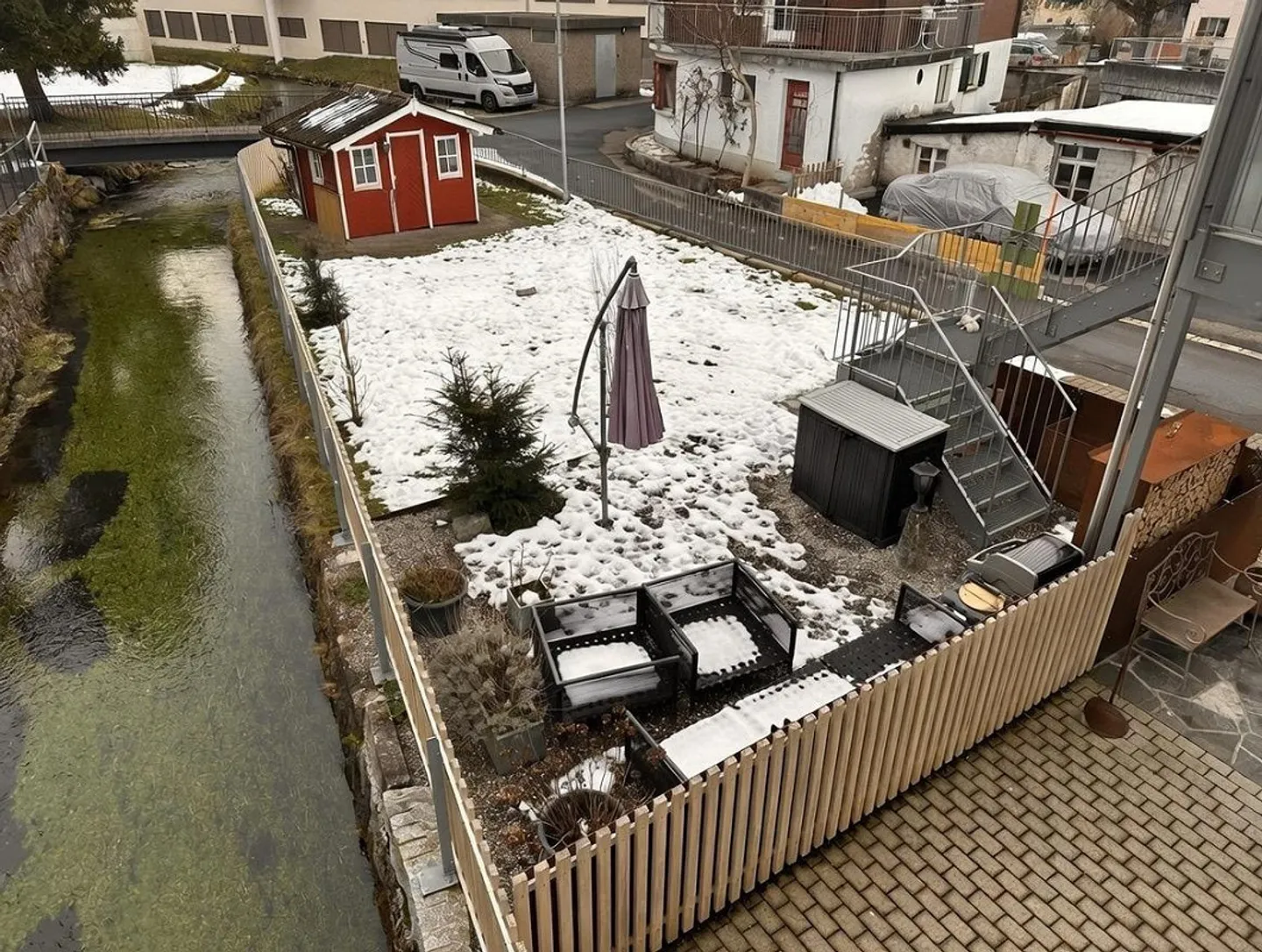 Modern and central 5.5 room apartment in Brunnen - Photo 10 of 12