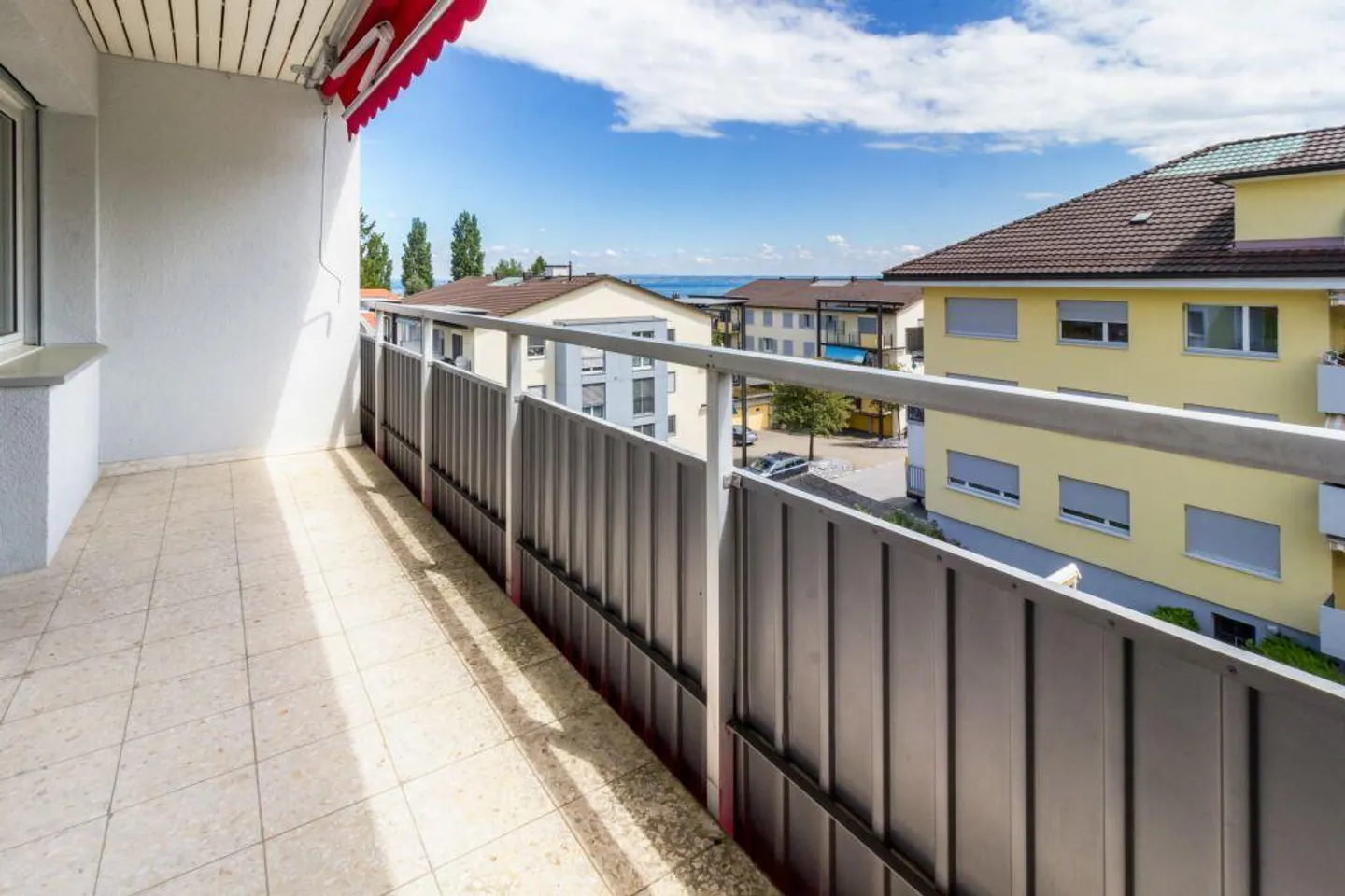 Appartement simple avec balcon à louer - Photo 5 sur 5
