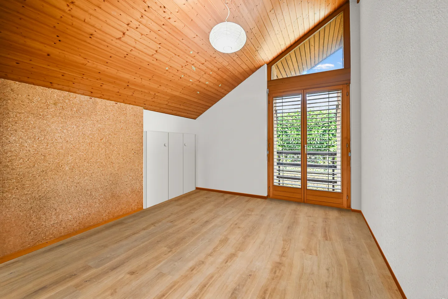 BRENT - VILLA SINGOLA CON 6.5 CAMERE E BELLA VISTA SUL LAGO E SULLA PISCINA - Foto 6 di 13