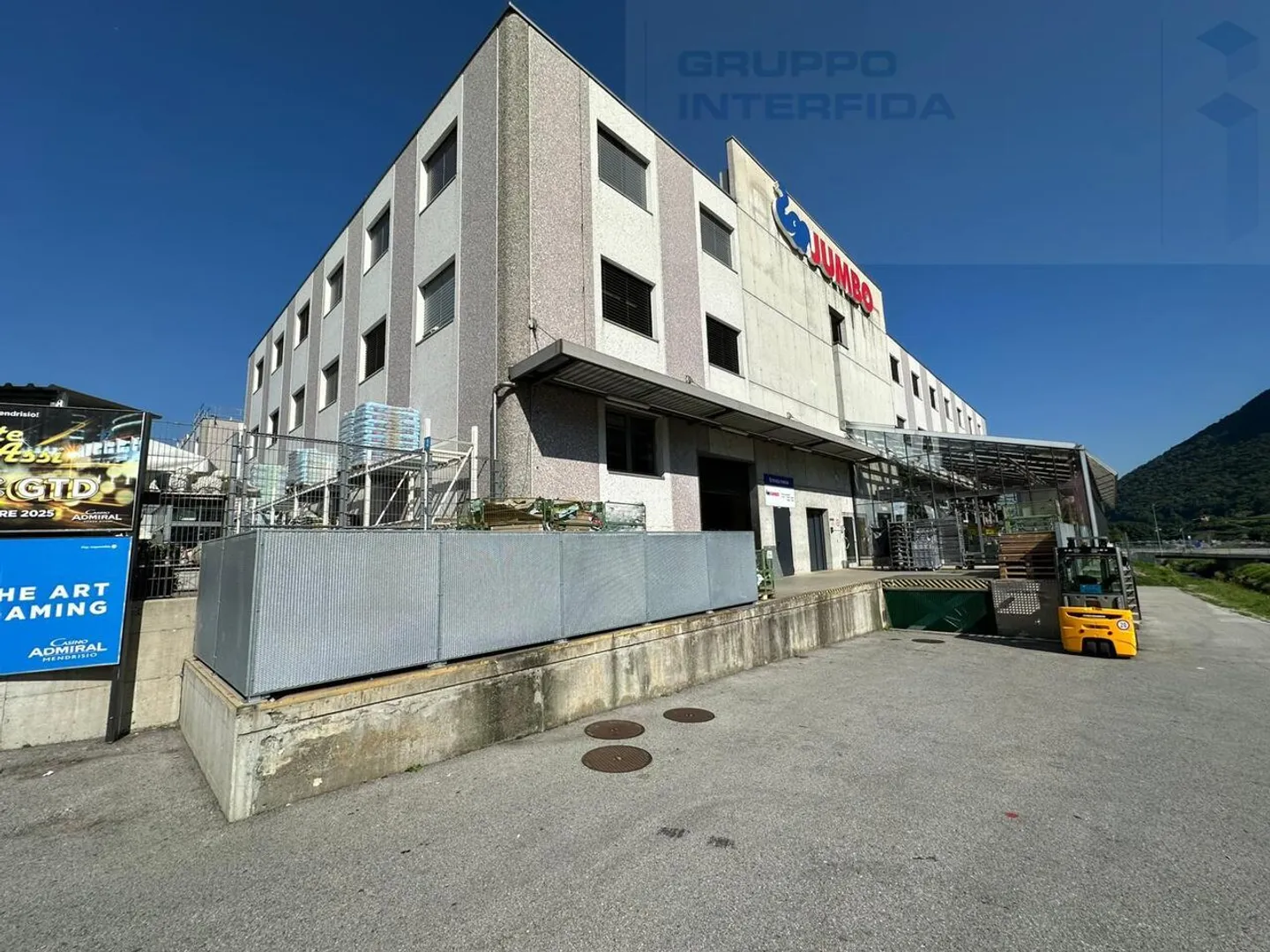 GROßE HANDELSFLÄCHE IM FOX TOWN BEREICH - Foto 3 von 10