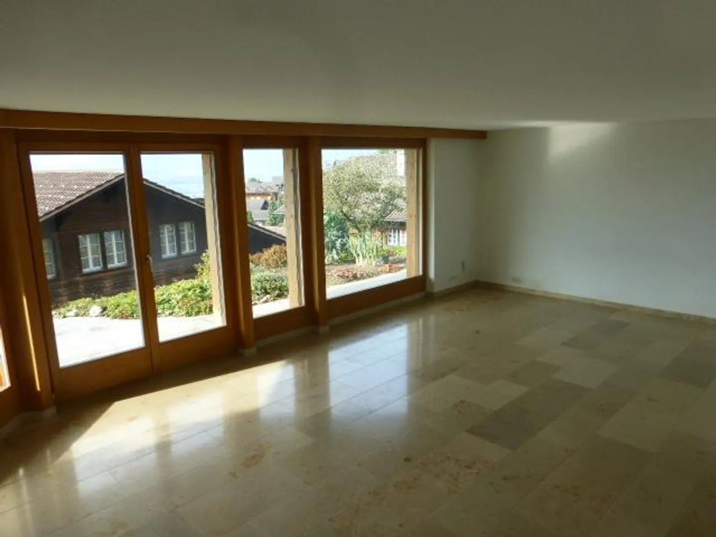 Appartement 2 ½ pièces Sigriswil, Niesenblickweg - Photo 2 sur 13