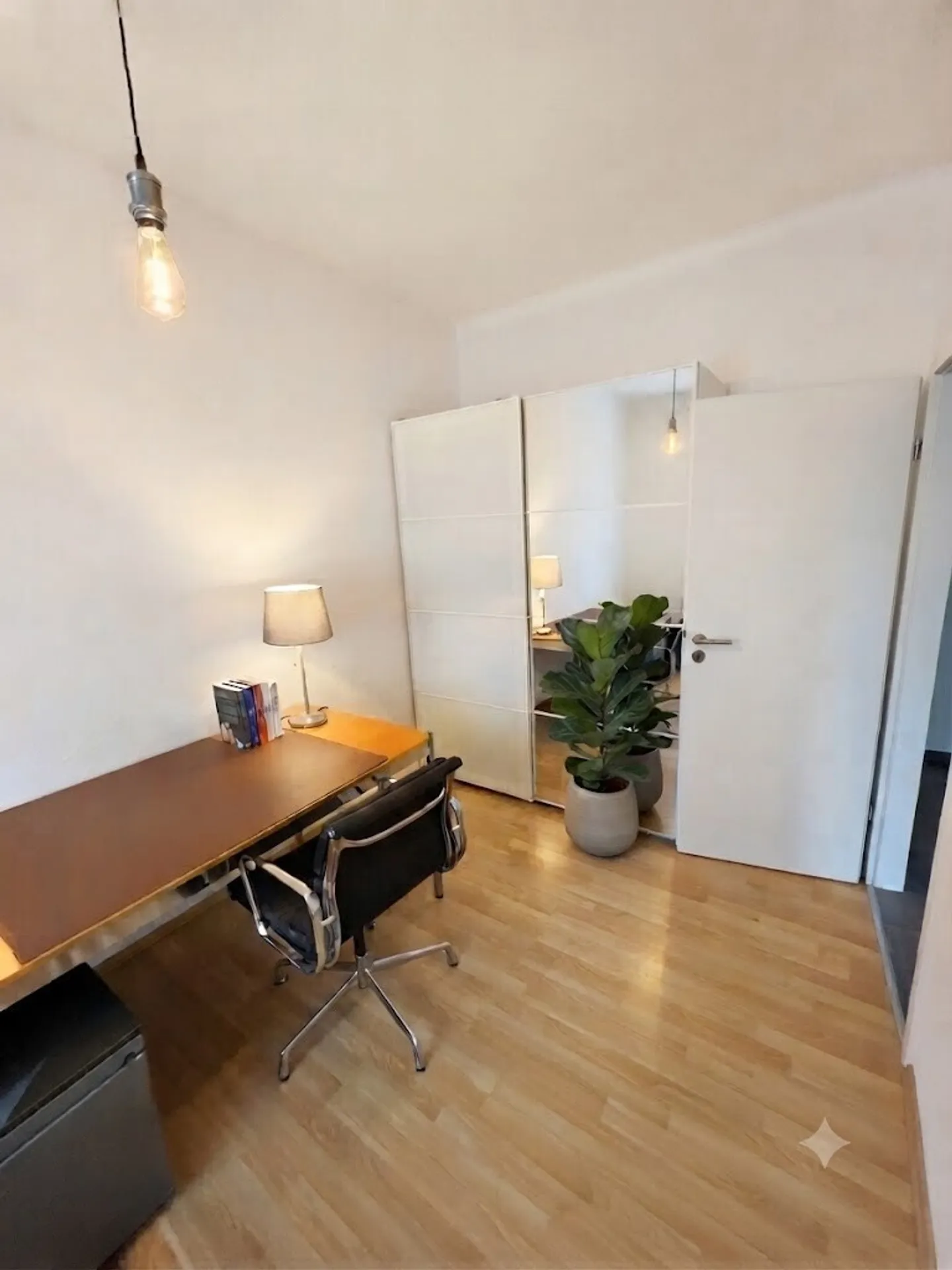 Charming Apartment near Idaplatz - Photo 7 of 7