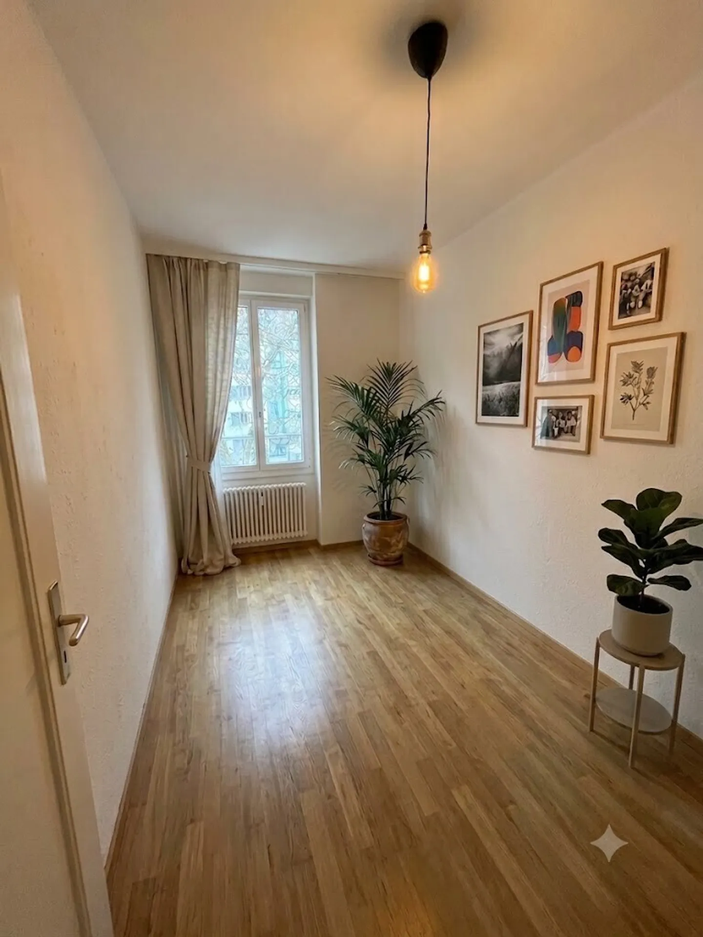 Charming Apartment near Idaplatz - Photo 4 of 7