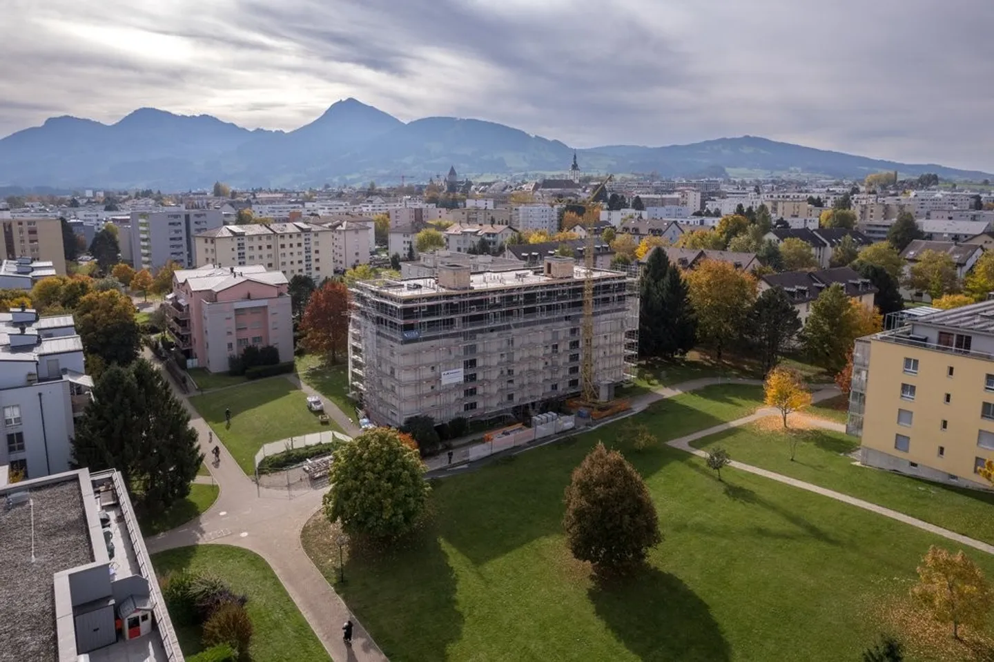 NEW 4.5-room apartment at CHF 2,550.- including charges/electricity. - Photo 5 of 6