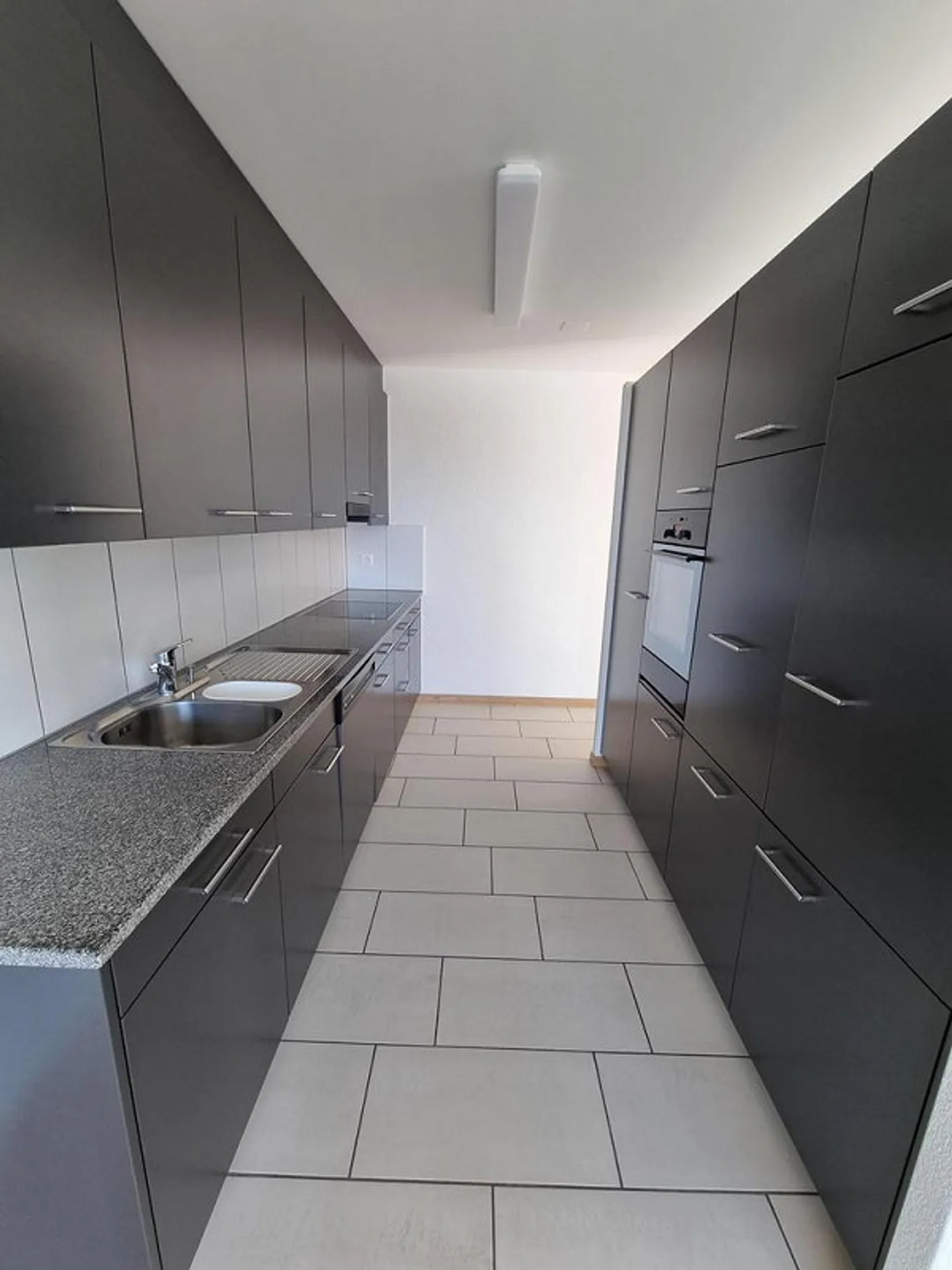 La tua nuova casa a Niederrohrdorf - Appartamento di 4,5 locali al 1° piano! - Foto 2 di 9