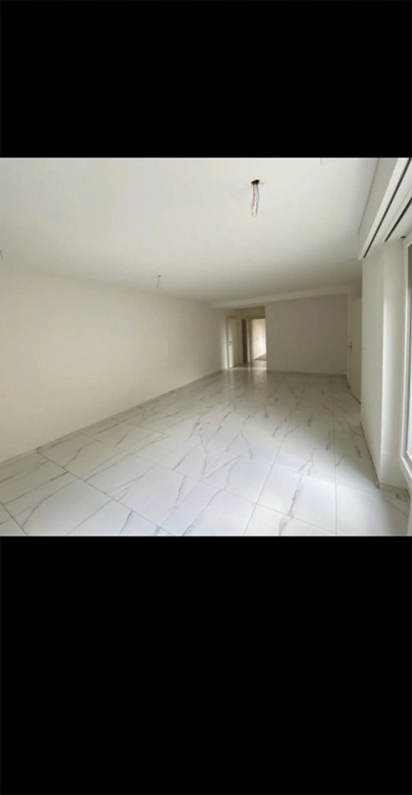 Belle appartement de 3,5 pièces avec grande terrasse - Photo 2 sur 5
