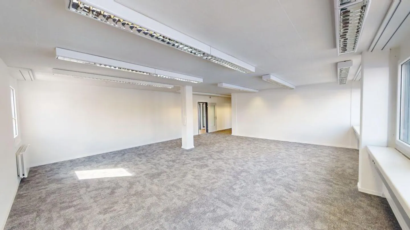 UFFICI E SPAZI COMMERCIALI FRESCAMENTE RINNOVATI CON SPAZIO FLESSIBILE... - Foto 5 di 8