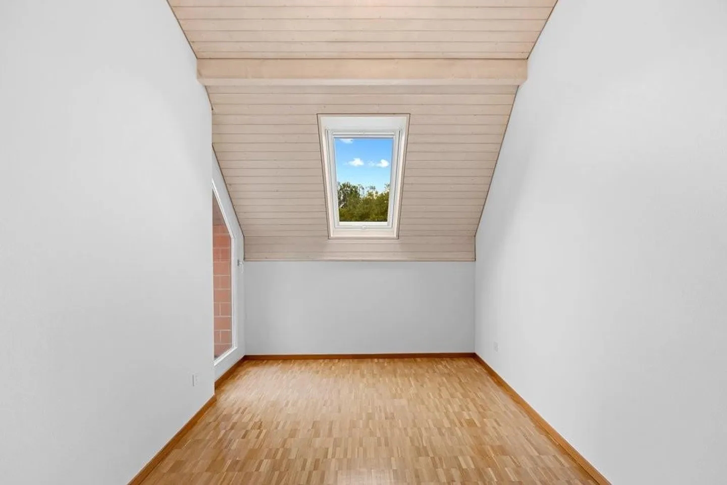 Charmante Wohnung mit Cheminée - Foto 5 von 9