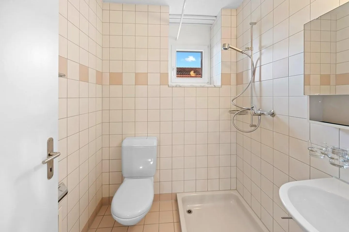 Charmante Wohnung mit Cheminée - Foto 7 von 9