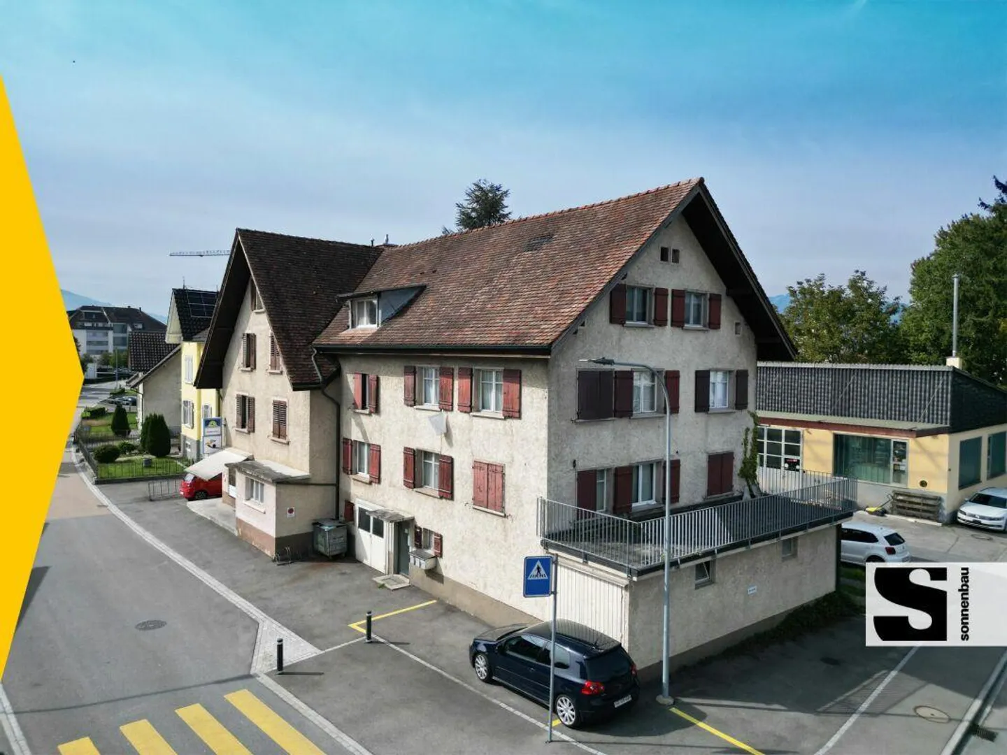 Mehrfamilienhaus mit Gewerbeeinheit an zentraler Lage - Foto 1 von 13