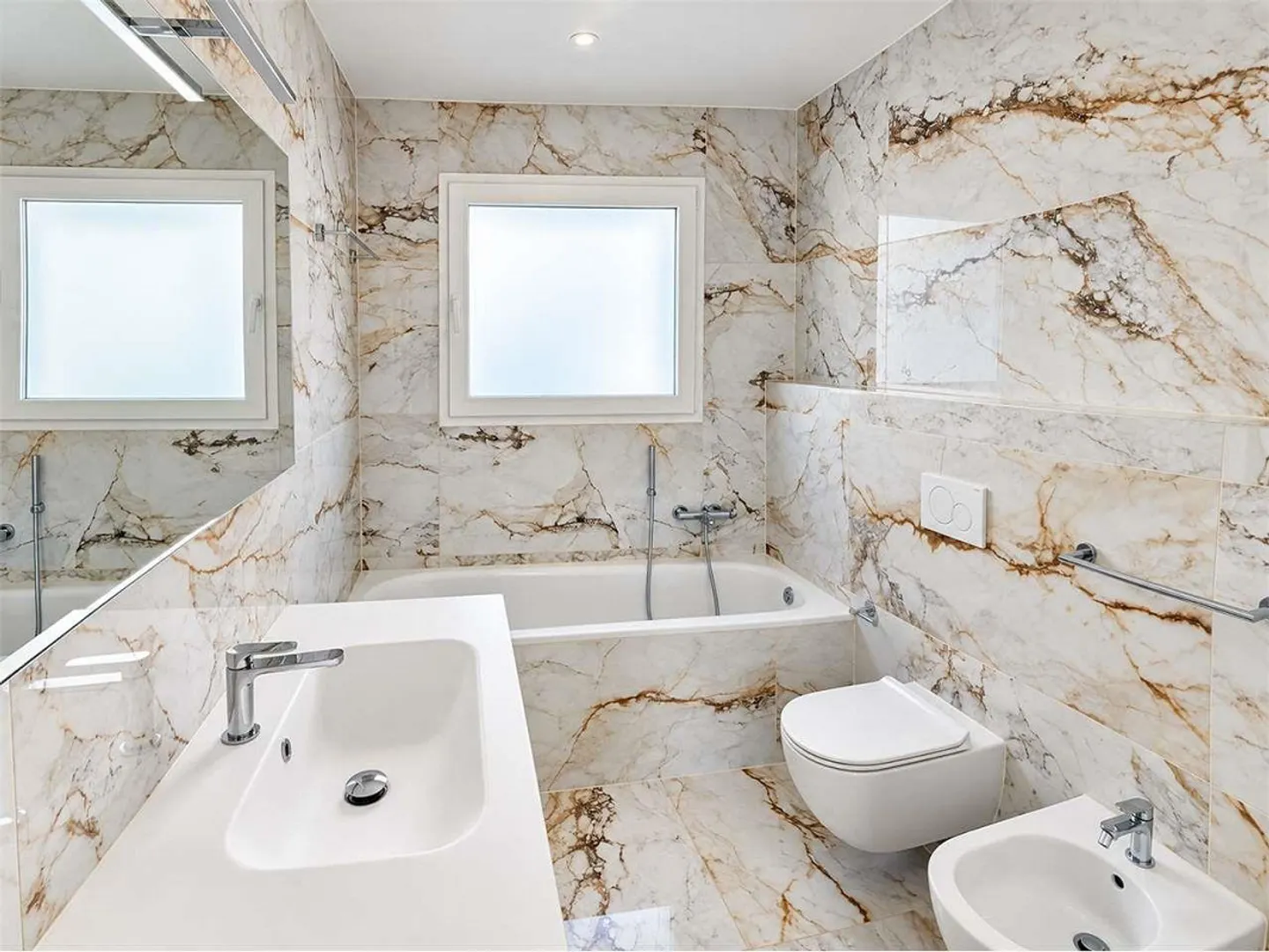 Appartement moderne de 3,5 pièces à louer dans un quartier résidentiel - Photo 7 sur 8