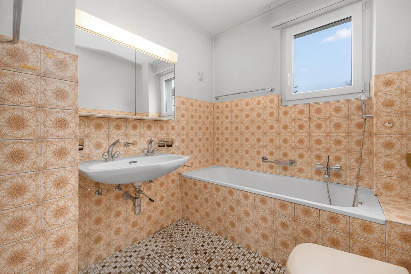 Realize Your Dream - Photo 8 of 11