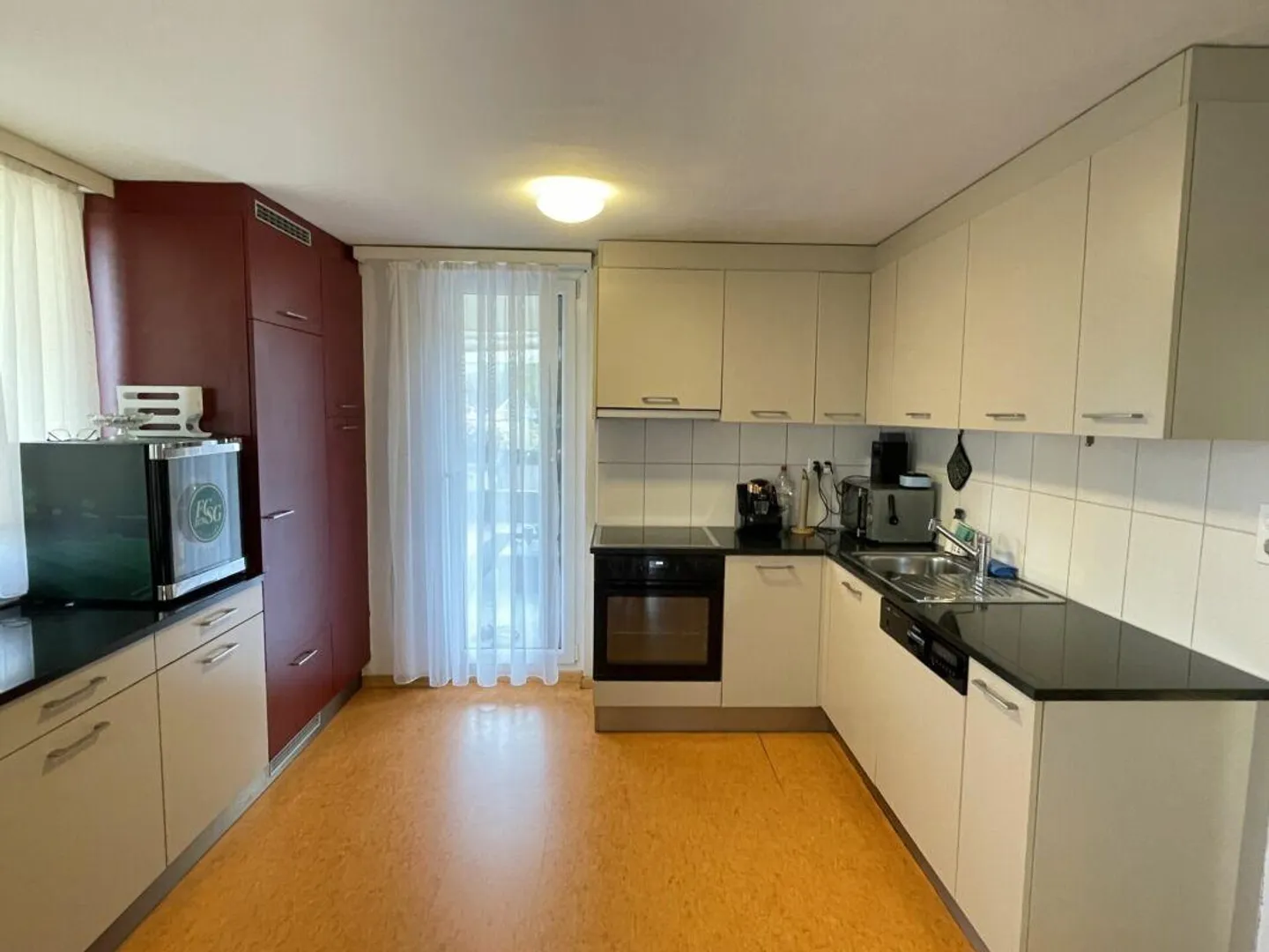 Mehrfamilienhaus mit Gewerbeeinheit an zentraler Lage - Foto 5 von 13