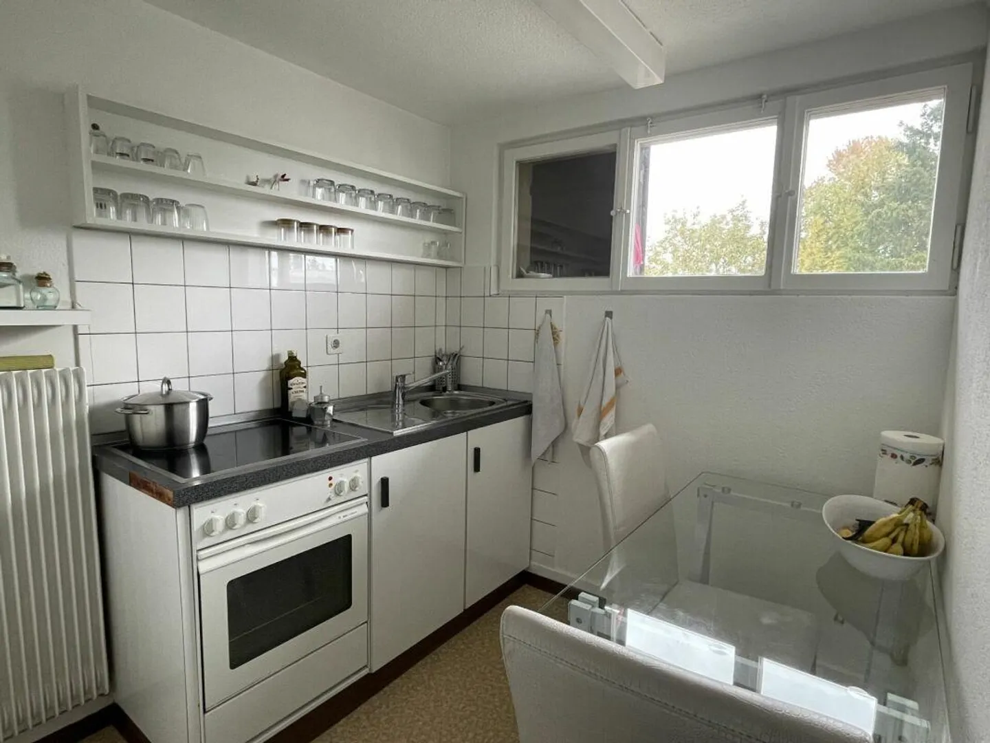 Mehrfamilienhaus mit Gewerbeeinheit an zentraler Lage - Foto 9 von 13