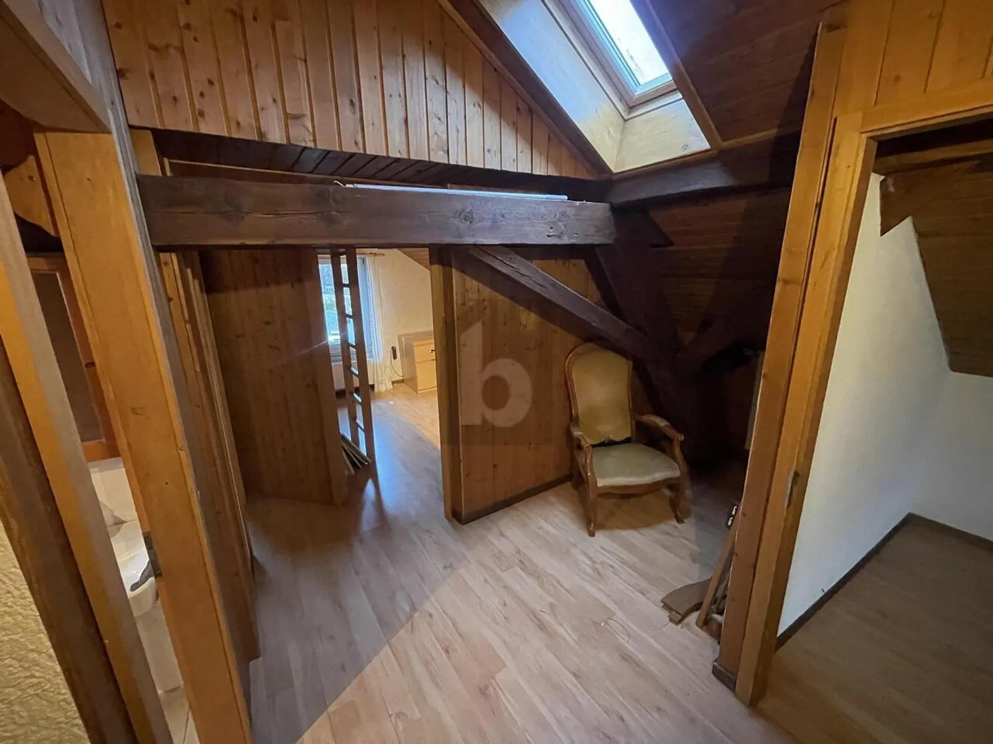 Incantevole casa familiare ristrutturata - Foto 3 di 5