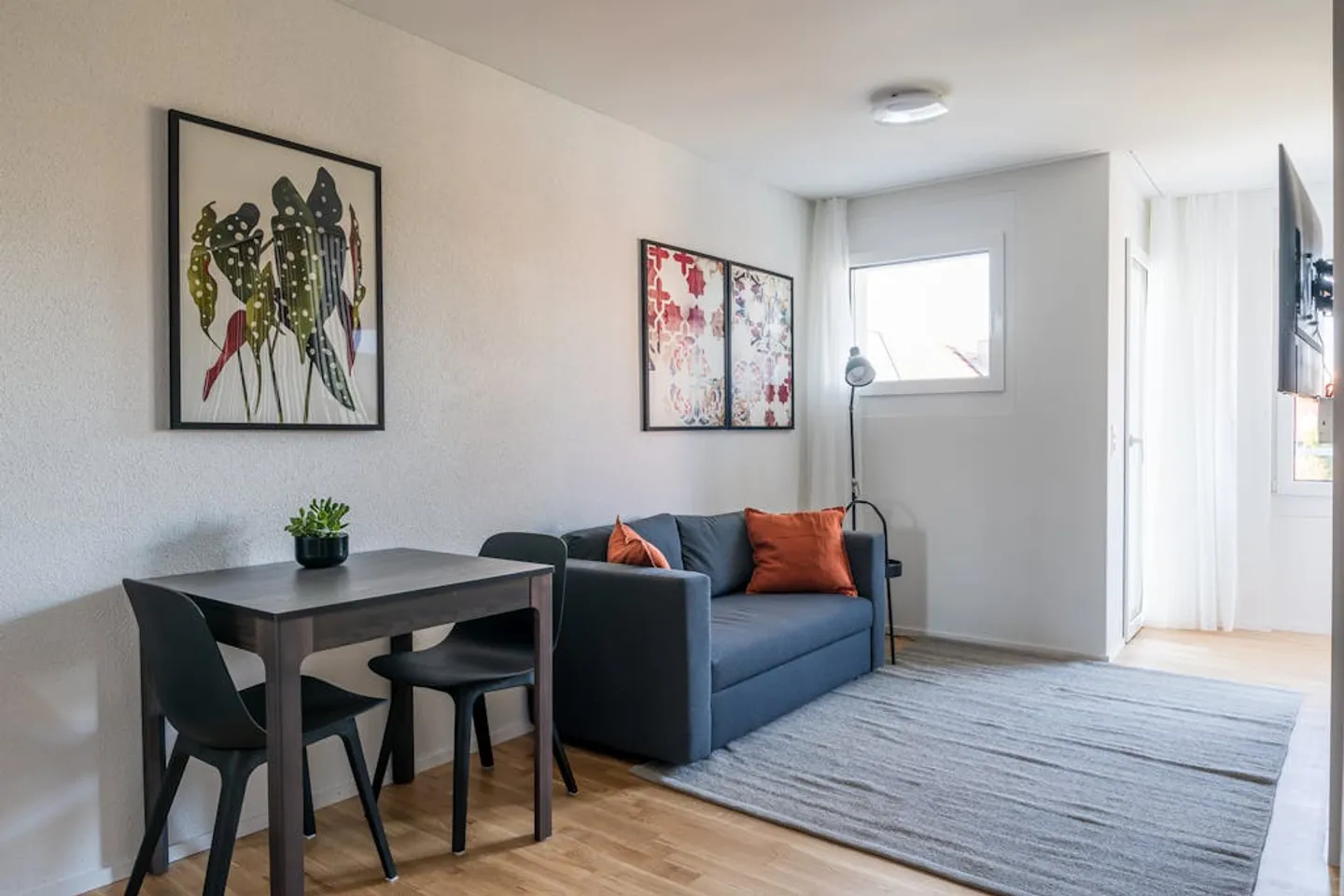 1.5 Zimmerwohnung - modernes Studio mitten in Basel - Foto 3 von 8