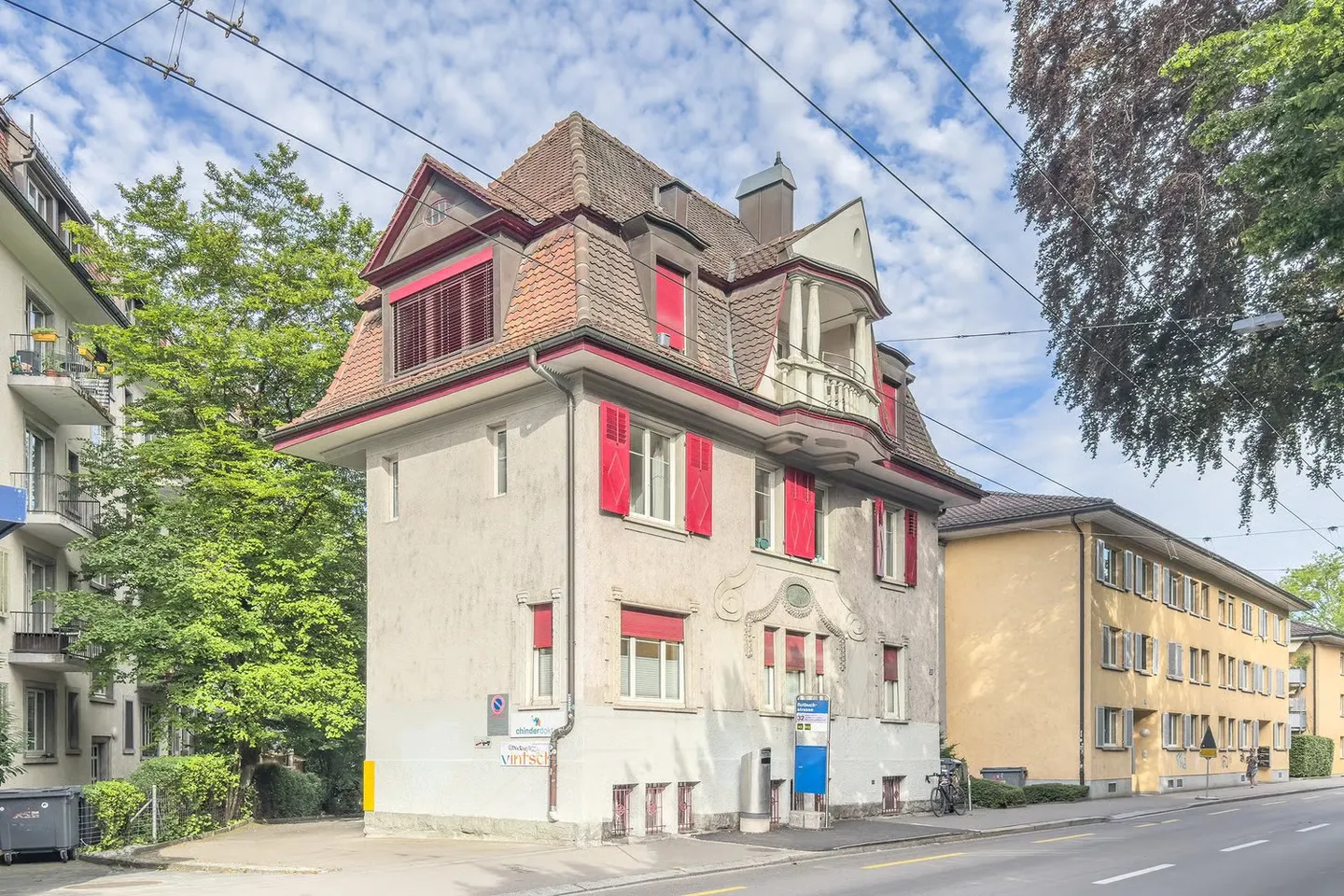 Old building charm meets yield - Residential and commercial building in top location - Photo 2 of 15