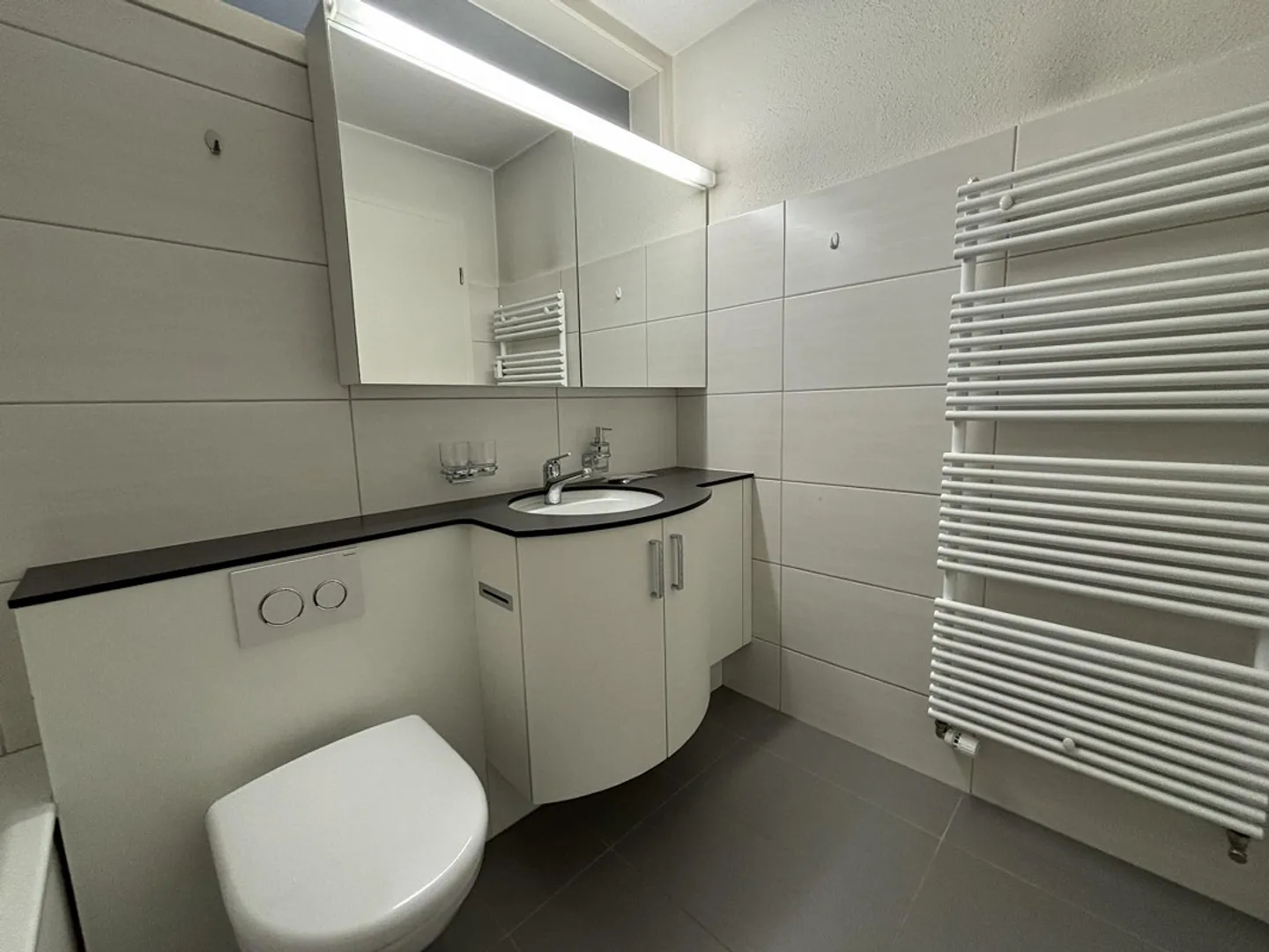 Appartamento 3.5 locali in posizione centrale a Ormalingen - Foto 10 di 13