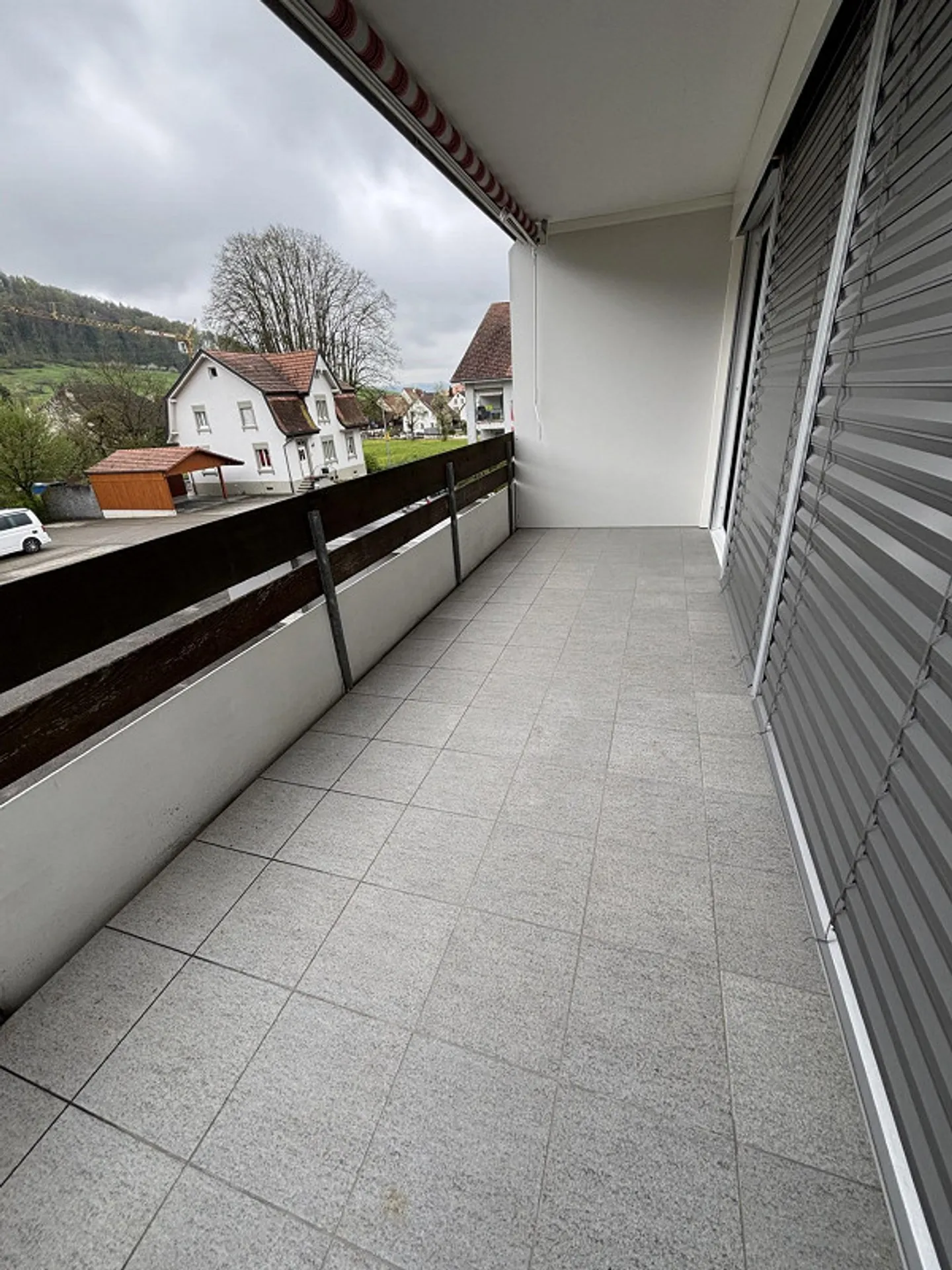 Appartamento 3.5 locali in posizione centrale a Ormalingen - Foto 11 di 13