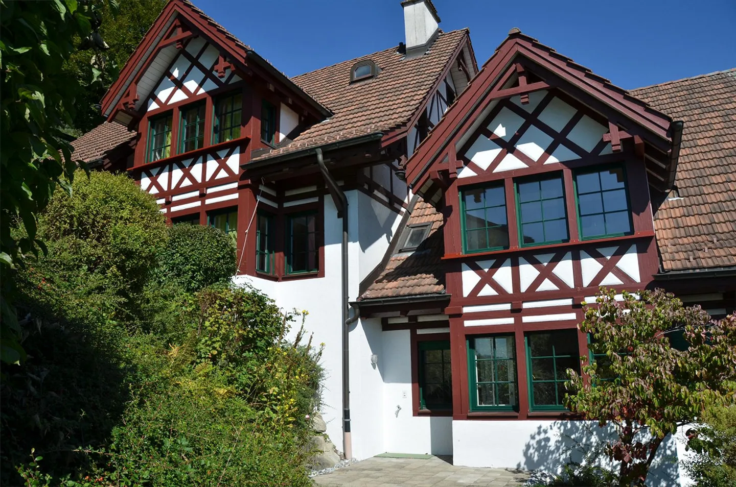 Unique residential house in elevated location - Photo 25 of 25