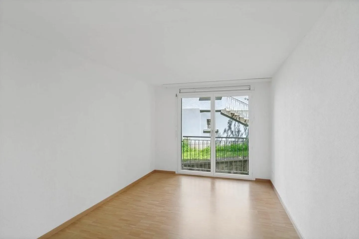 Vicino al centro città - Vivere comodamente in un edificio residenziale ben tenuto - Foto 7 di 8