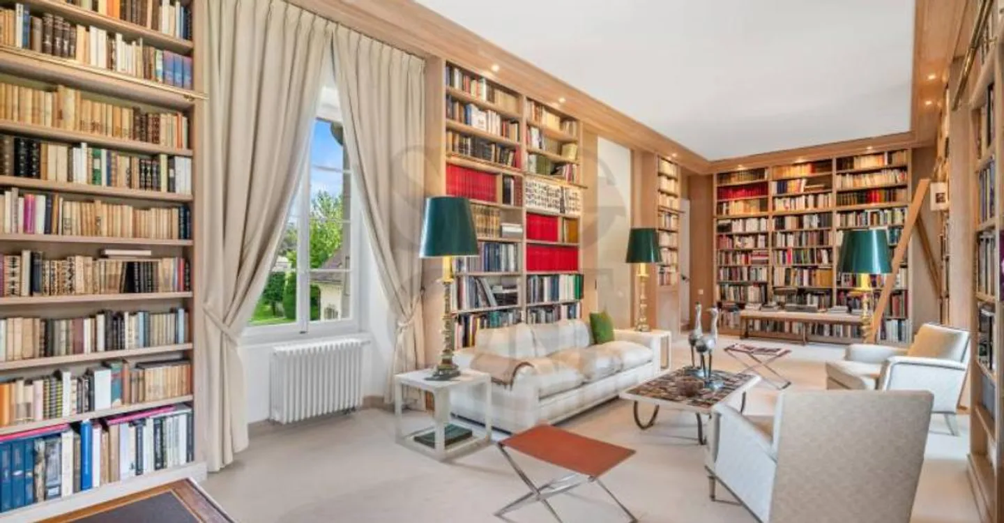 Exclusivity: Fully restored historic estate - Photo 9 of 11