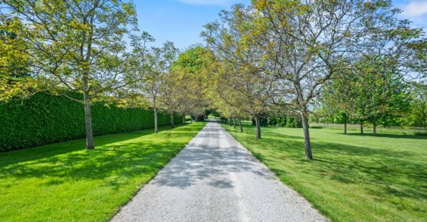 Exclusivity: Fully restored historic estate - Photo 4 of 11
