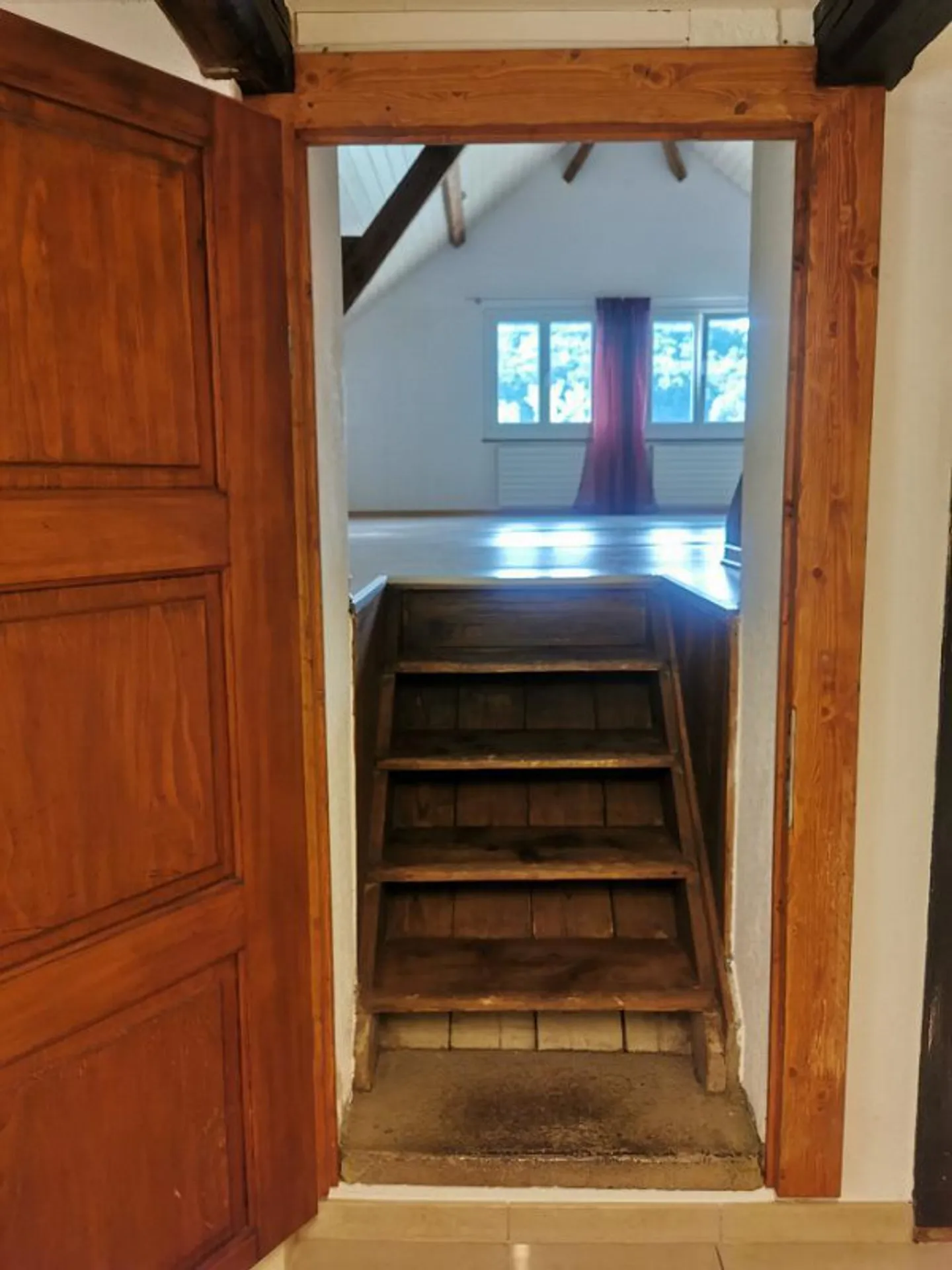 3.5-Room Apartment | 110m² | CHF 2040.– incl. utilities & parking from 01.06. - Photo 8 of 19