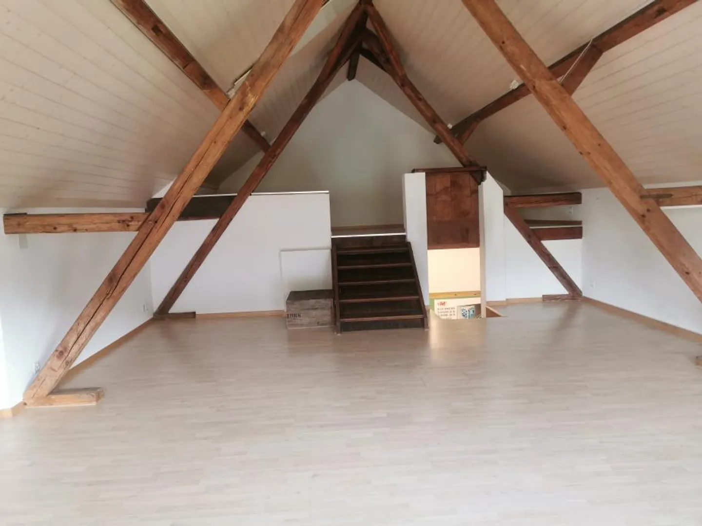 3.5-Room Apartment | 110m² | CHF 2040.– incl. utilities & parking from 01.06. - Photo 13 of 19