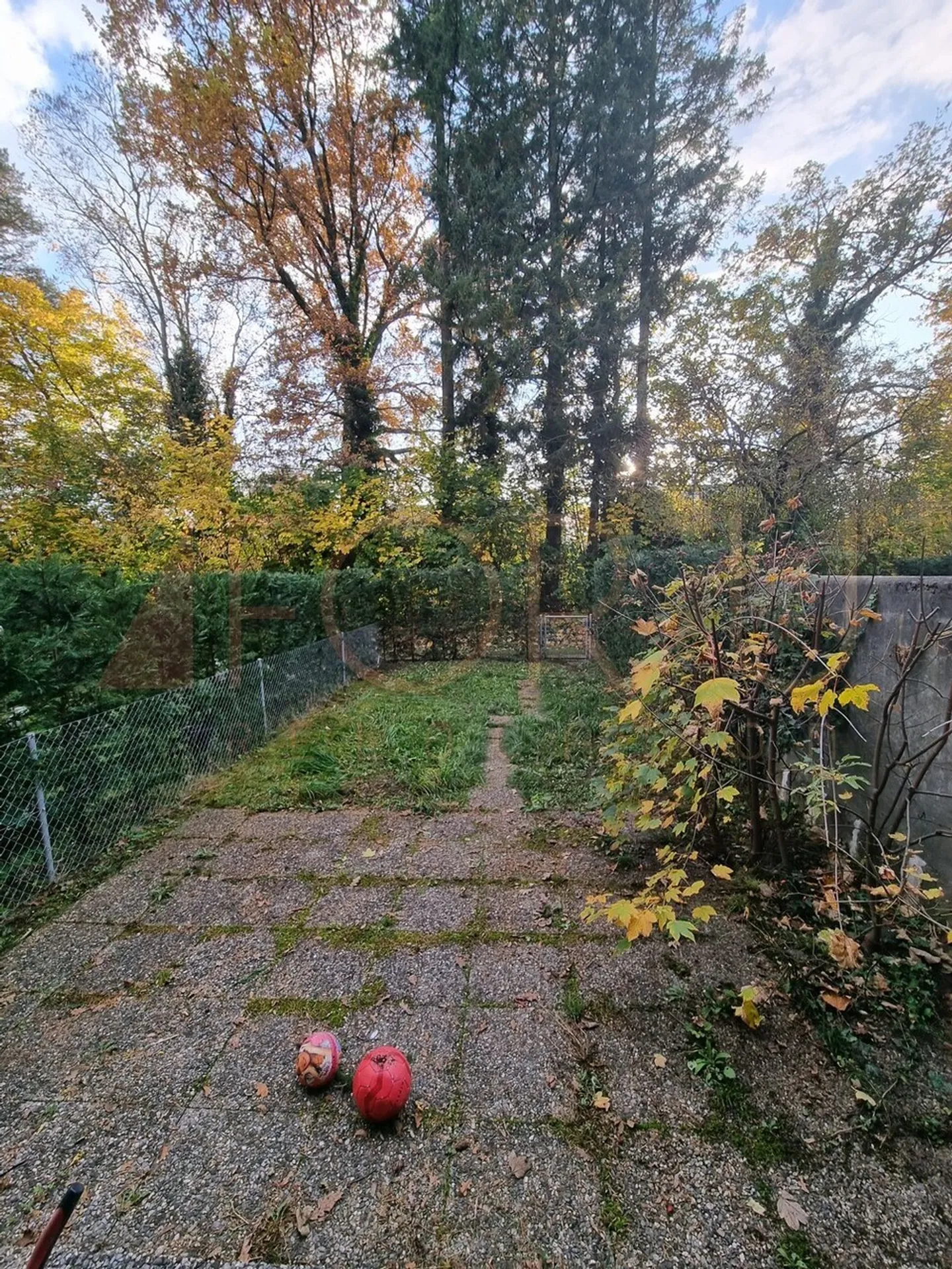5-Zimmer-Wohnung im Erdgeschoss mit Terrasse in Vernier - Foto 1 von 9