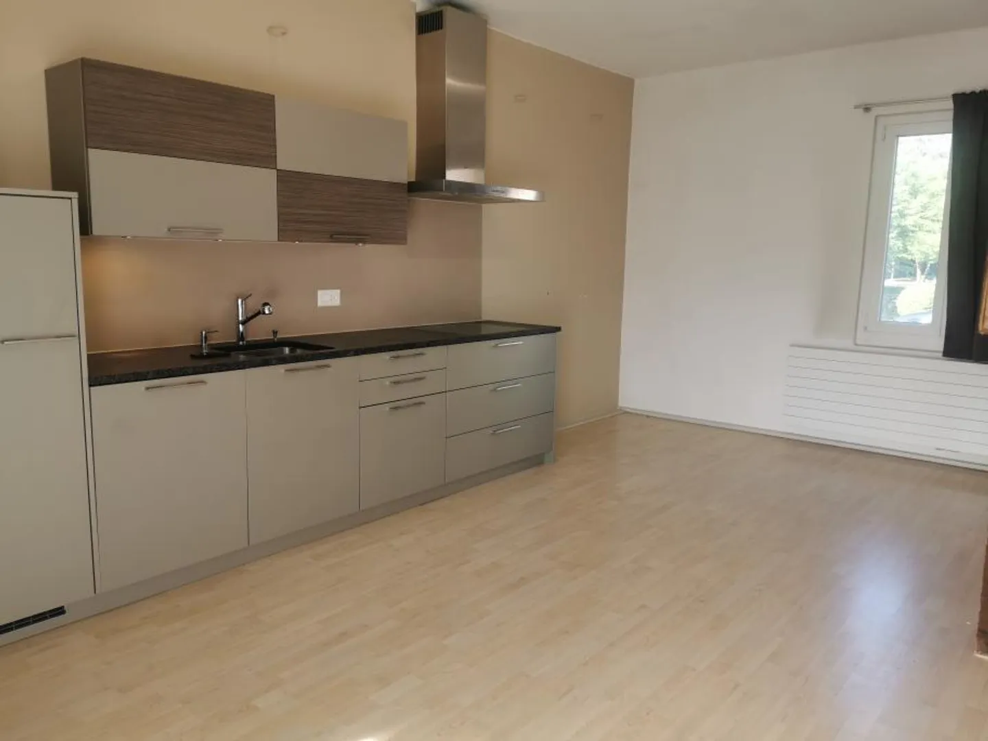 3.5-Room Apartment | 110m² | CHF 2040.– incl. utilities & parking from 01.06. - Photo 18 of 19