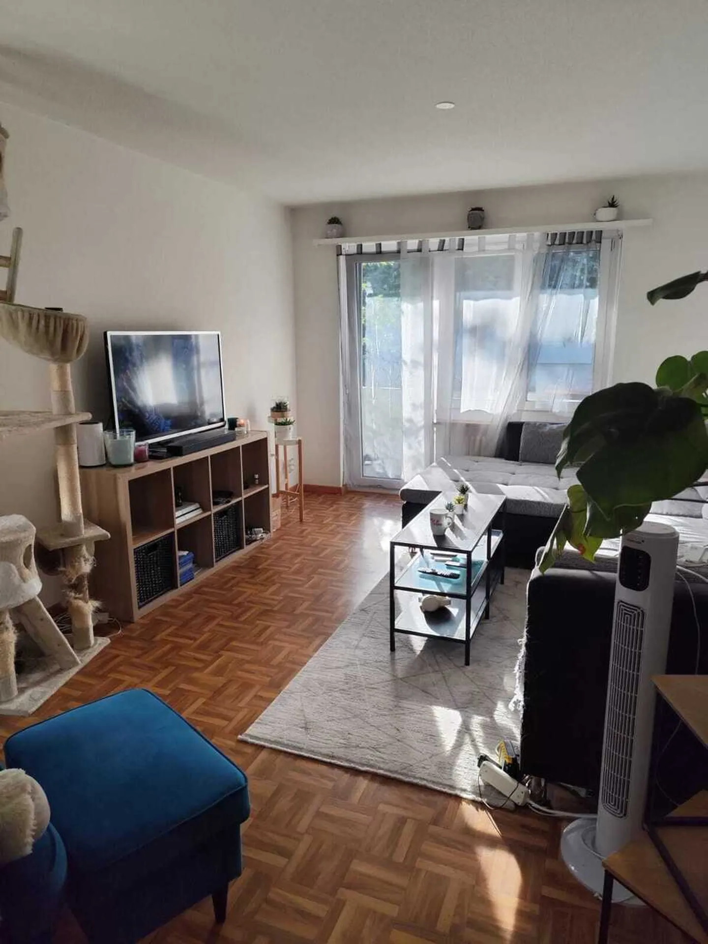 Sonnige 4-Zimmerwohnung mit Garten, renoviert - Foto 3 von 12