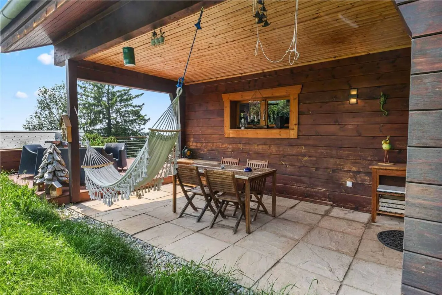 Charming chalet for sale in Châtel-Saint-Denis - Photo 3 of 10
