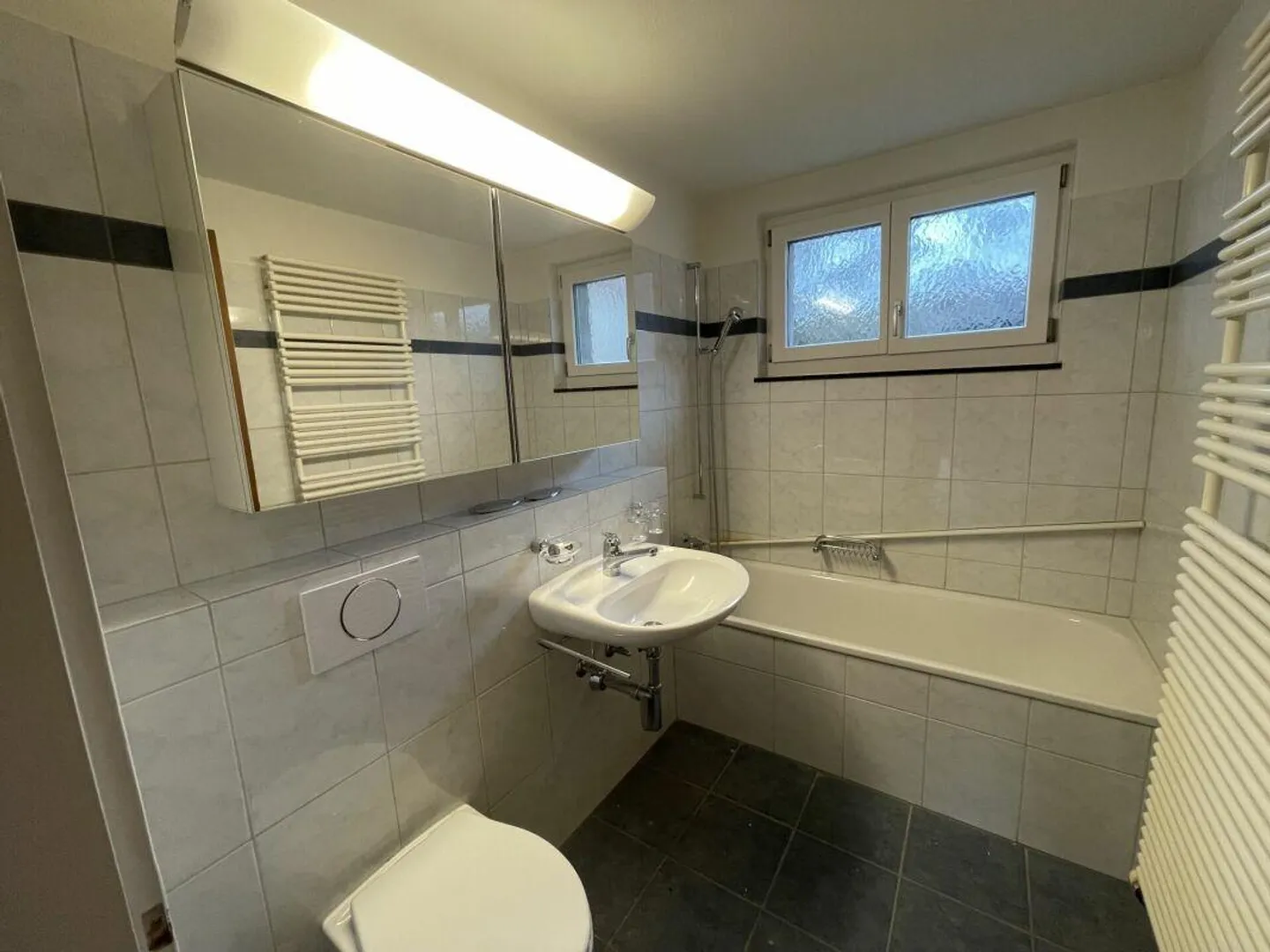 Appartamento 4.5 stanze in elegante casa unifamiliare a Winterthur-Wülflingen - Foto 9 di 14