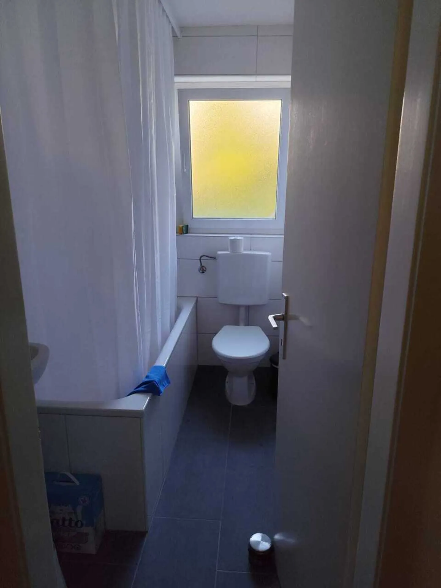 Sonnige 4-Zimmerwohnung mit Garten, renoviert - Foto 12 von 12