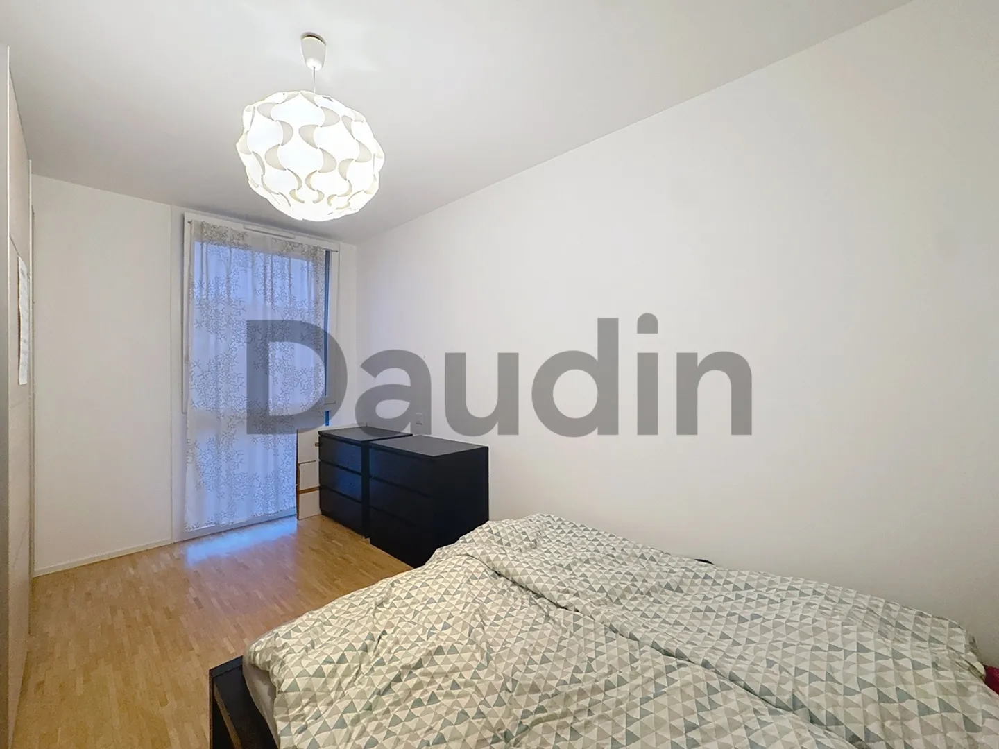 Appartement avec 5 pièces au cœur des Vergers - Photo 4 sur 7