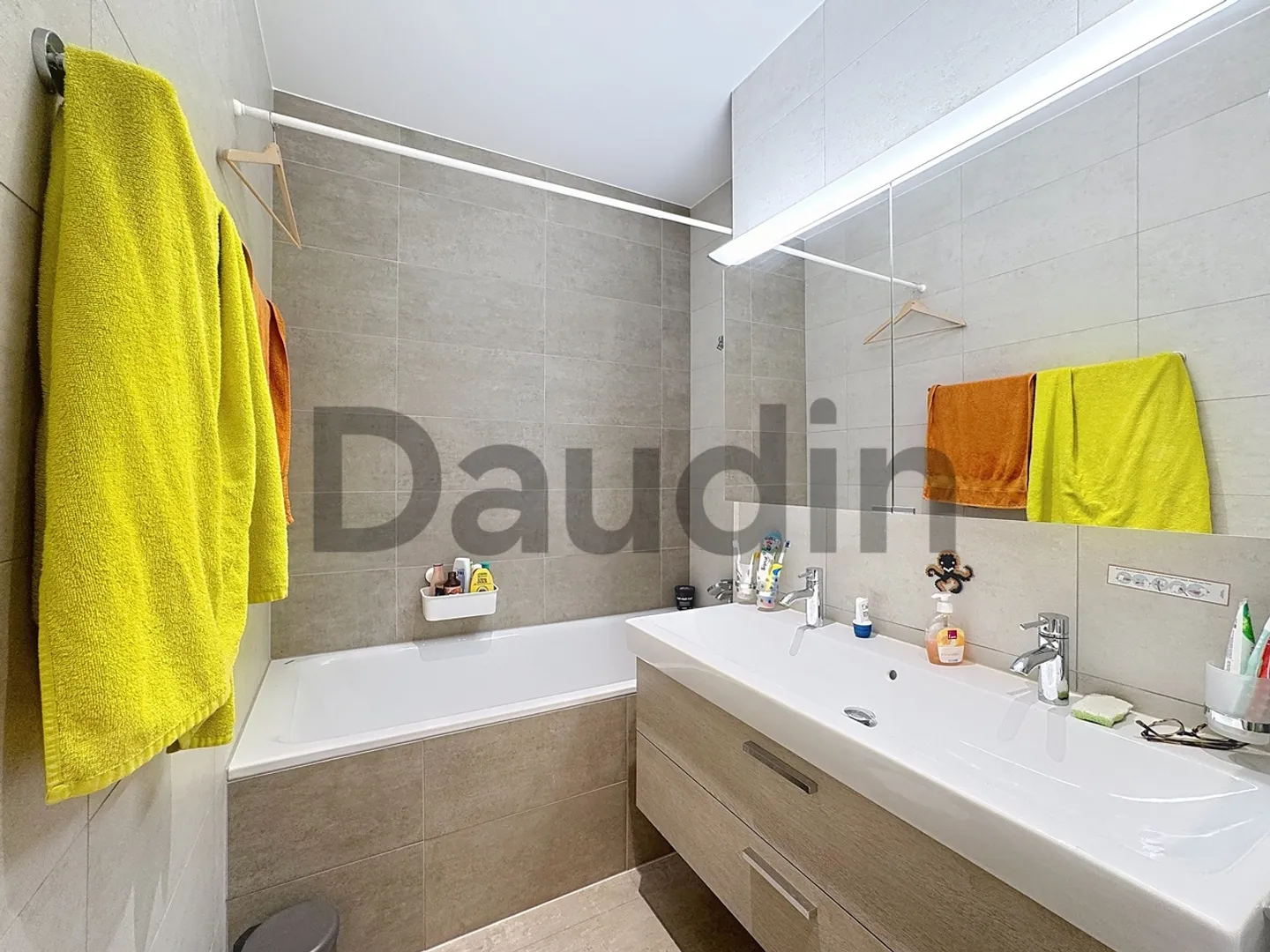 Appartement avec 5 pièces au cœur des Vergers - Photo 7 sur 7