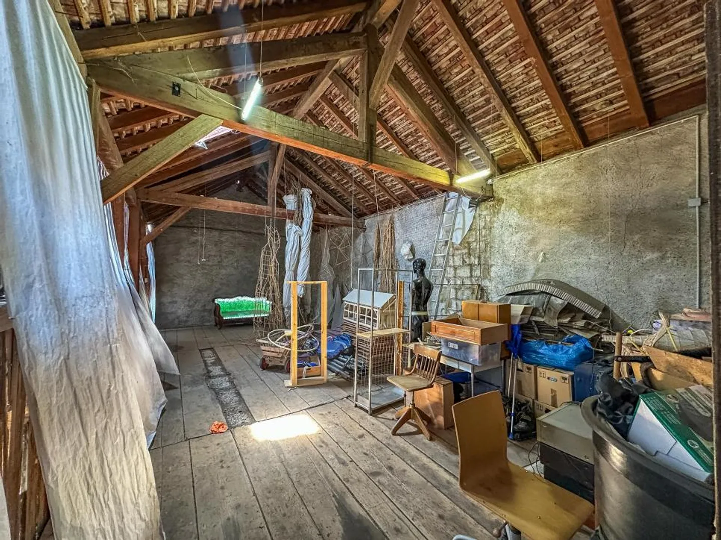 1-room house - Photo 2 of 3