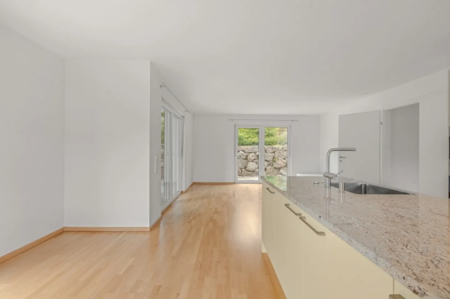 Modernes Einfamilienhaus an sonniger, ruhiger Lage mit Weitblick - Foto 5 von 15
