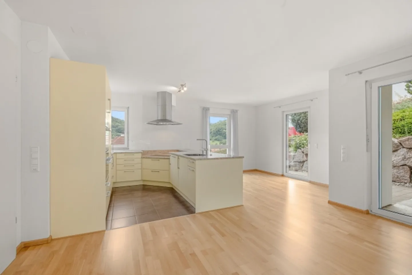 Modernes Einfamilienhaus an sonniger, ruhiger Lage mit Weitblick - Foto 6 von 15