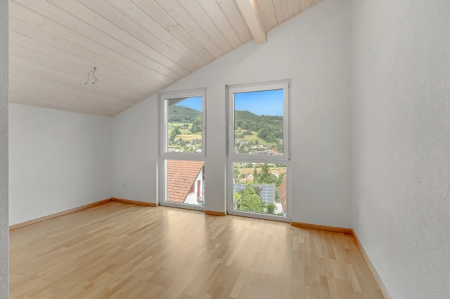 Modernes Einfamilienhaus an sonniger, ruhiger Lage mit Weitblick - Foto 9 von 15