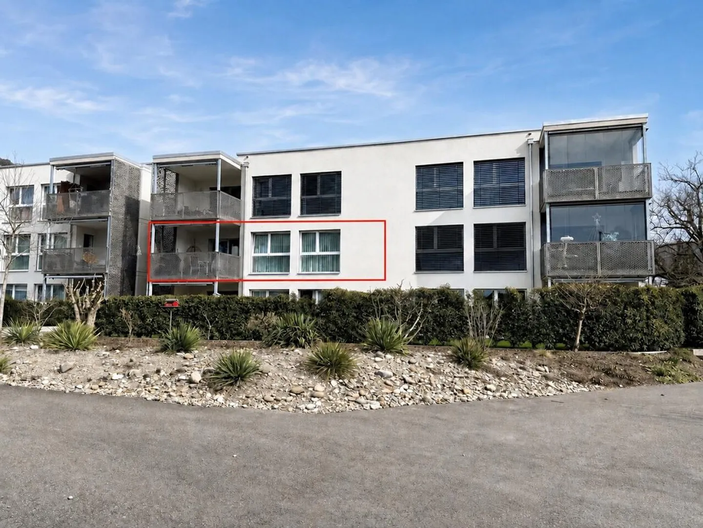 Appartamento 4.5 stanze come nuovo con vista sulla città vecchia a Klingnau - Foto 11 di 12