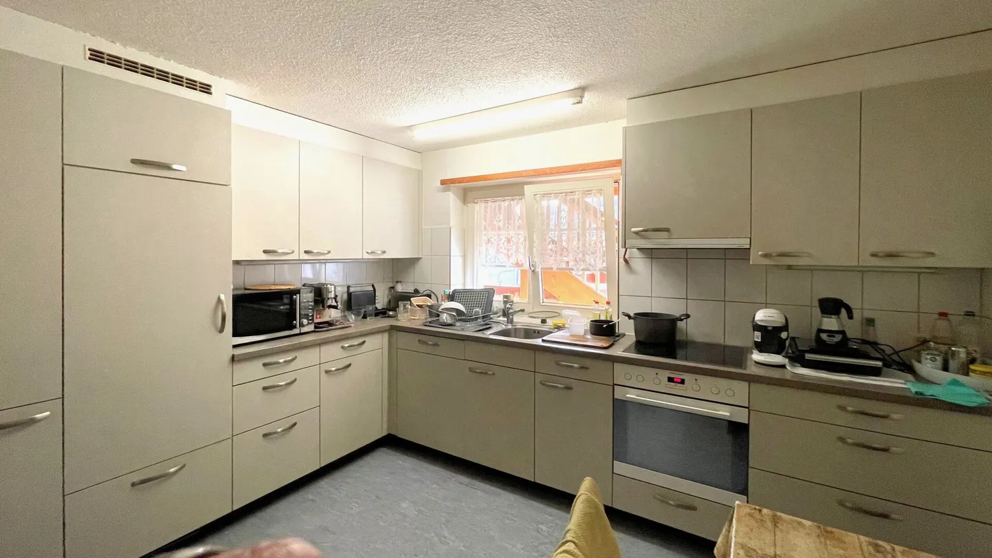 3-family house and outbuilding with development potential (fully rented) in Buckten/BL - Photo 5 of 11