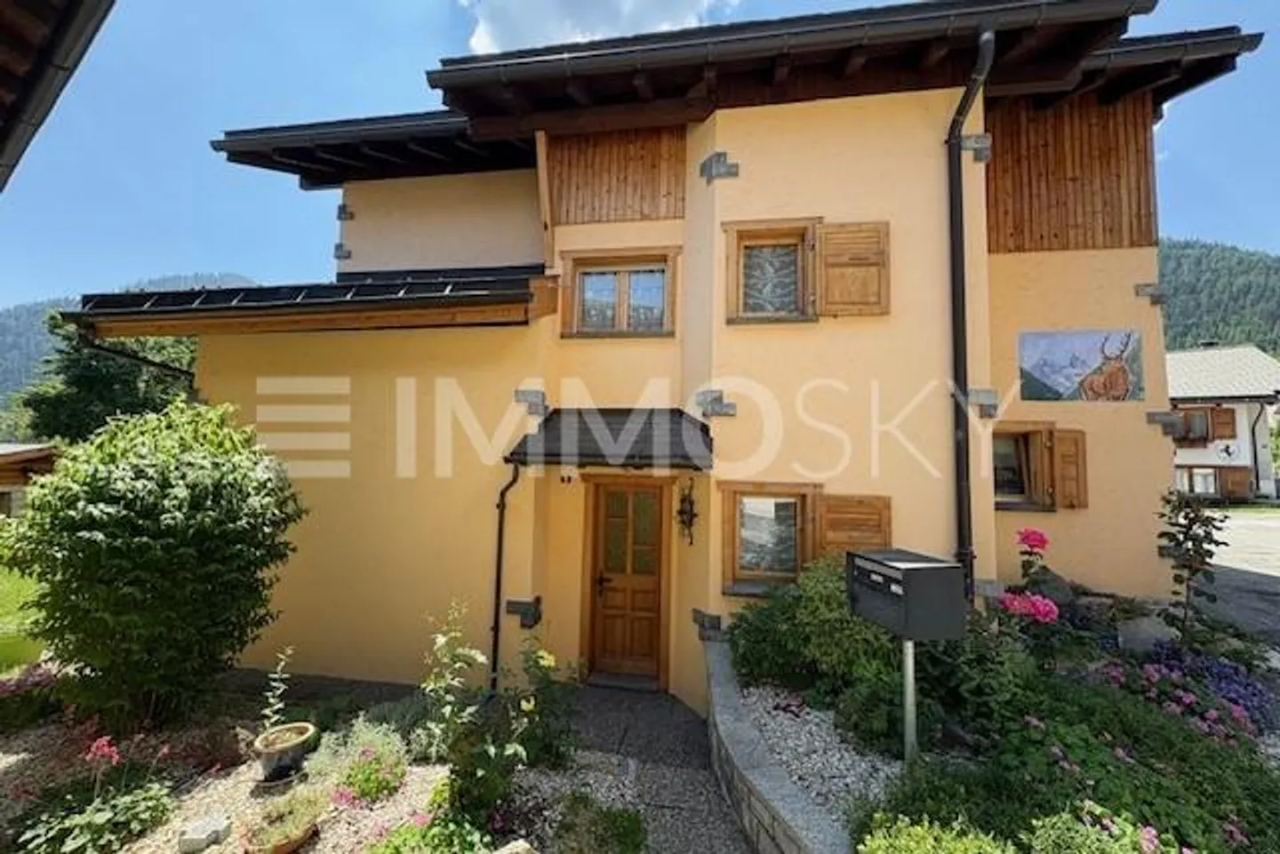 Exclusivity: Your dream within reach! - Photo 1 of 5