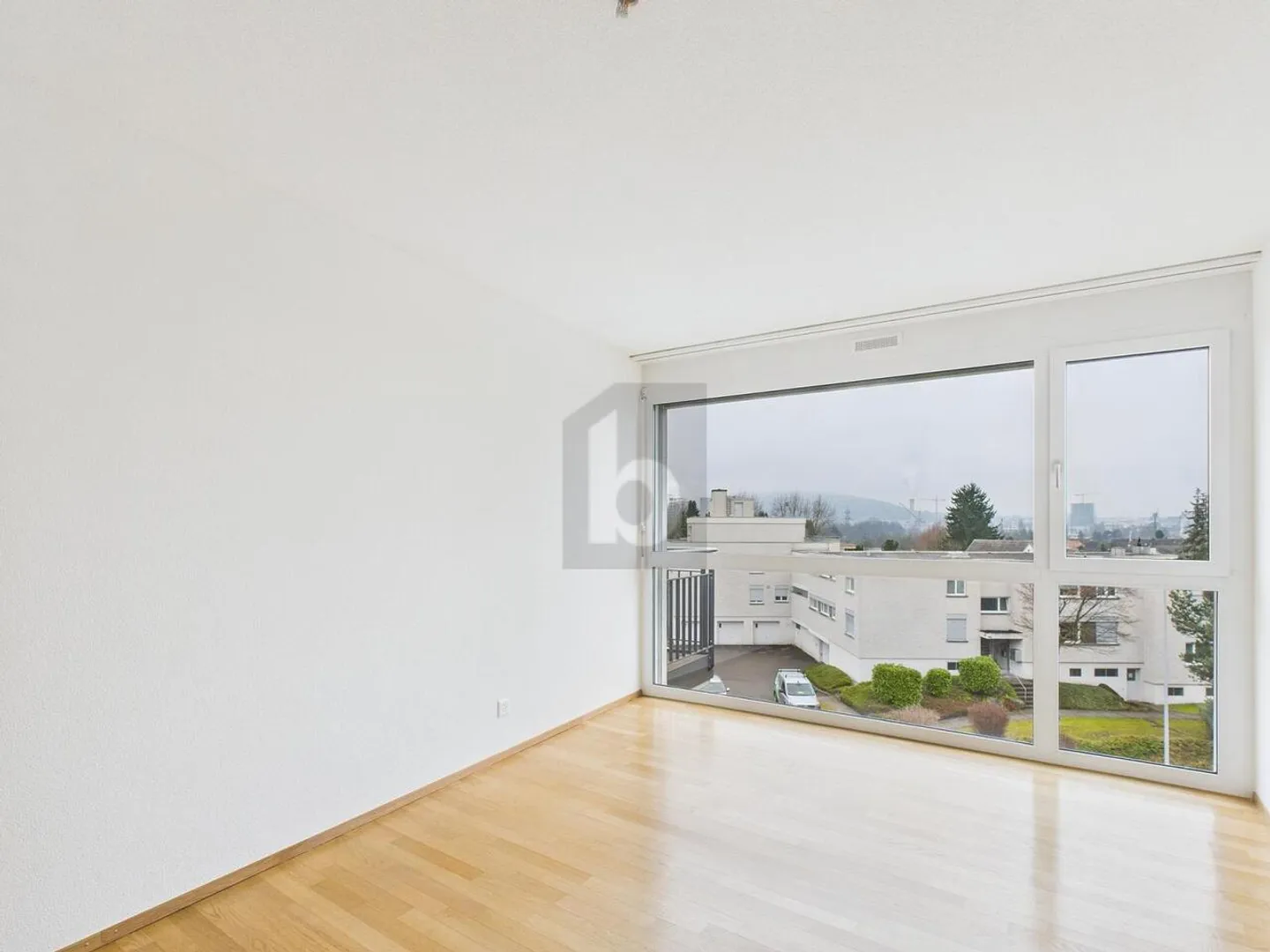 Appartement Charmant avec Balcon - Photo 3 sur 6