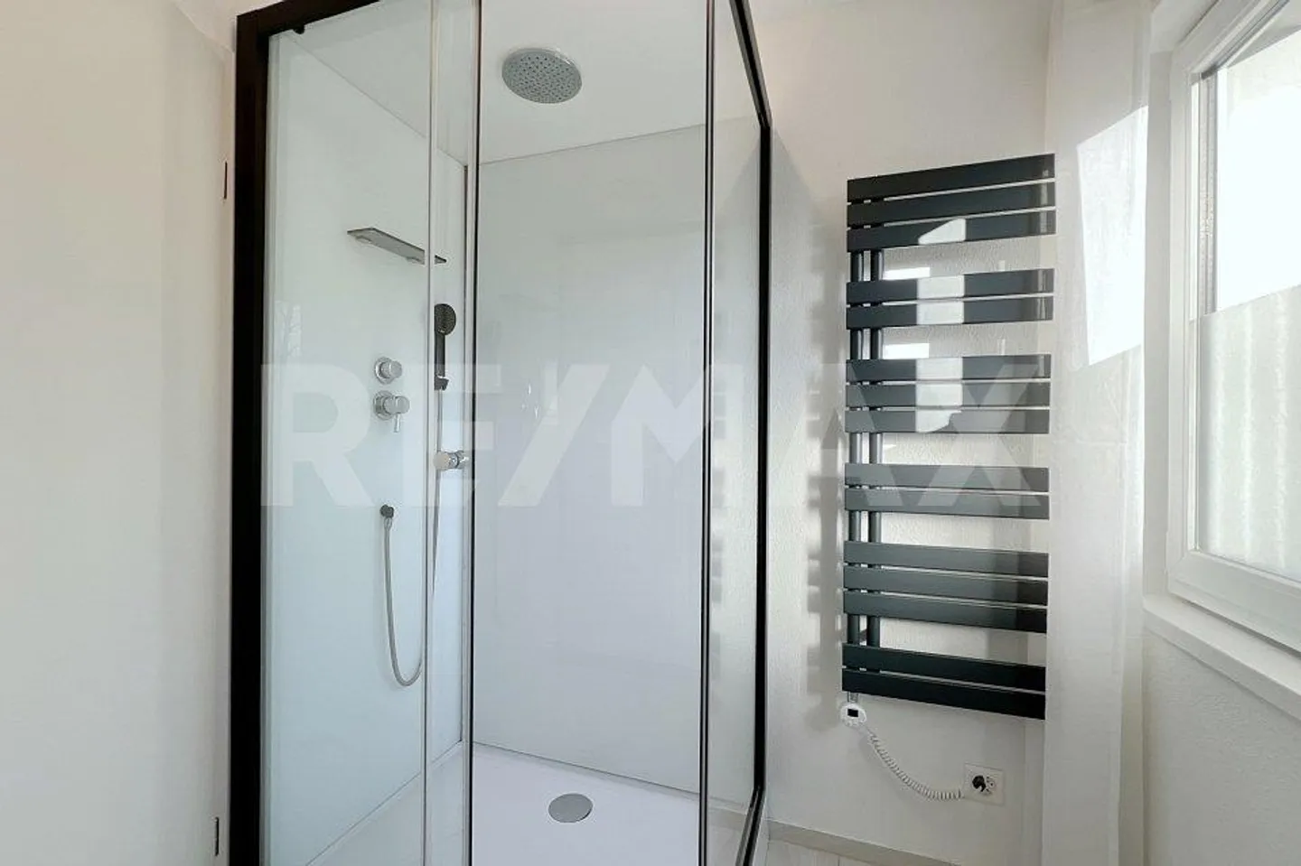 Charmantes Familienhaus am Bach - Foto 10 von 13