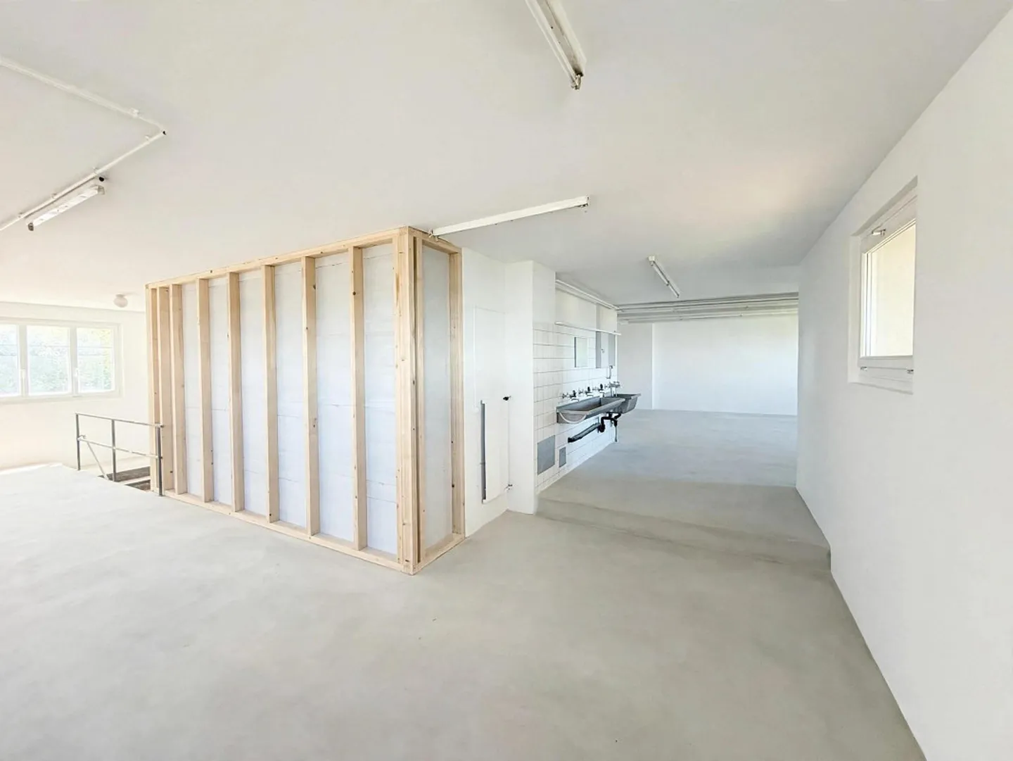 Atelier - Office Space / Plenty of Room for Your Business Idea - Photo 4 of 8